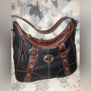 Harve Benard Black and Brown Leather Shoulder Bag Great Conditon